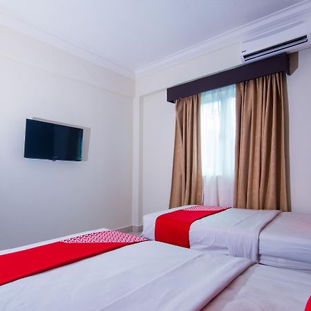 Sea Princess Hotel Teluk Bahang Exterior foto